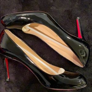 Christian Louboutin🖤Simple Pumps 85🖤